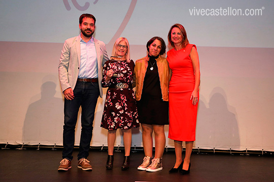 V Premios Solidarios Cadena 100 Castellón. Asociación Marta y María CLN6