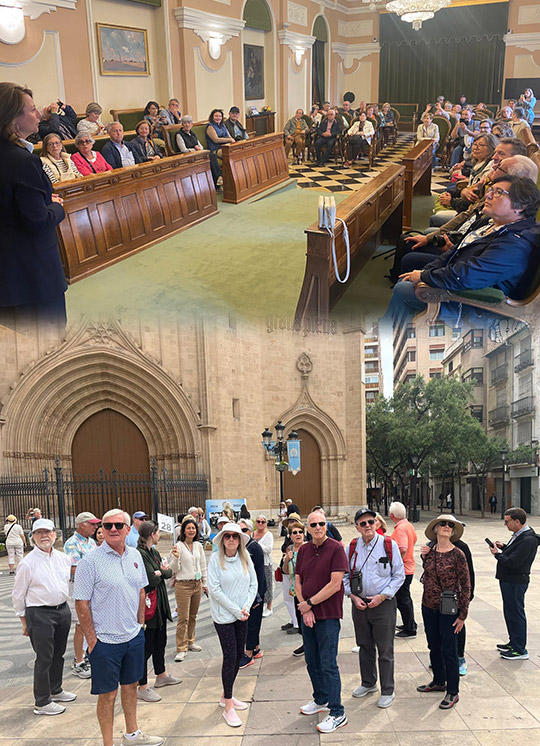 Los turistas del primer crucero del año visitan la plaza Mayor, el Ayuntamiento, el Fradrí y los chiringuitos de la playa, entre otros atractivos de Castellón