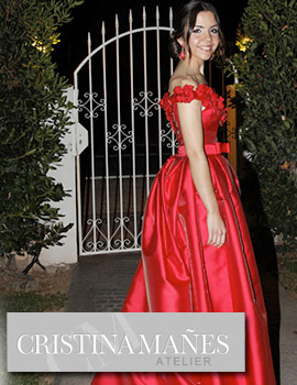 Andrea Barrera Ribes vestida por Cristina Mañes en el acto de su proclamación como Na Violant d´Hongria 2015