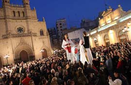 30 años de la Colla de Dolçainers i Tabaleters en la plaza Mayor de Castellón