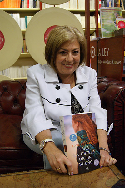 La librería Argot presenta el Premio Vergara de novela romántica de Lucía de Vicente La librería Argot presenta el Premio Vergara de novela romántica de Lucía de Vicente