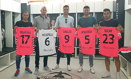 El CD Castellón se suma a la campaña ´Las batas más fuertes´ El CD Castellón se suma a la campaña ´Las batas más fuertes´