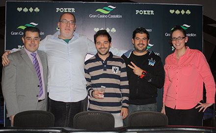 Pequeño pacto entre tres en la liga vivepoker de octubre del Gran Casino Castellón 