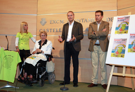 La ciudad de Castellón tendrá la oportunidad de 'mojarse' por la esclerosis múltiple los días 19 y 25 de mayo en las piscinas Emilio Fabregat del Grao, la de la UJI, la Provincial y la Olímpicacon