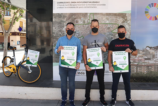 Onda recupera el Día de la Bicicleta para fomentar la movilidad sostenible y el uso de la red de carriles bici