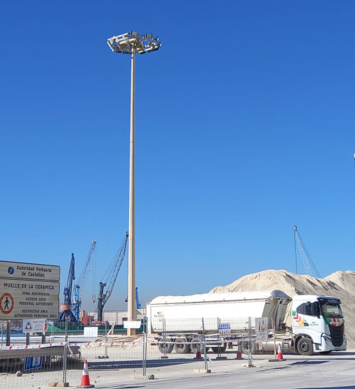 El IDAE concede a la Autoridad Portuaria de Castellón ayudas para la renovación energética de su alumbrado por más de 500.000€ El IDAE concede a la Autoridad Portuaria de Castellón ayudas para la renovación energética de su alumbrado por más de 500.000€