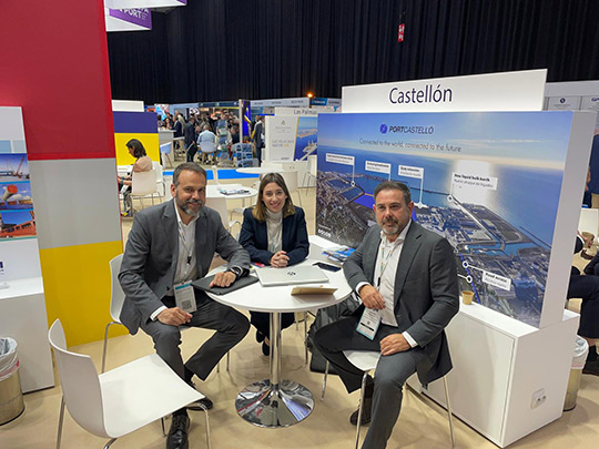 PortCastelló expone en Breakbulk Europe su potencial para el sector eólico