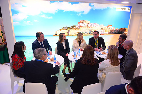 PortCastelló reúne en Fitur al Castellón Cruise Club para impulsar el turismo de cruceros