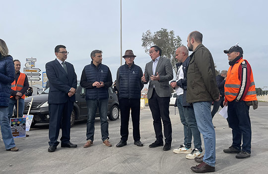 Rubén Ibáñez reitera su apoyo al sector agrario en su protesta en los accesos al puerto Rubén Ibáñez reitera su apoyo al sector agrario en su protesta en los accesos al puerto
