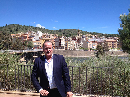 Ribesalbes promueve un acuerdo para proteger la cerámica y garantizar futuro a un sector “que es empleo y bienestar para el pueblo” 