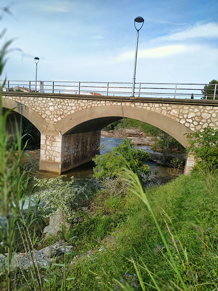 Generalitat atiende la petición de San Rafael y construirá la pasarela peatonal del puente sobre el río Sénia