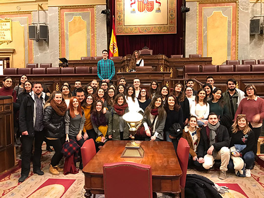 Alumnado de Periodismo y Publicidad de la UJI visita el Congreso de los Diputados Alumnado de Periodismo y Publicidad de la UJI visita el Congreso de los Diputados