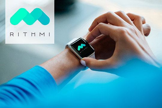 Pulsera inteligente vinculada a una app para la prevención del ictus