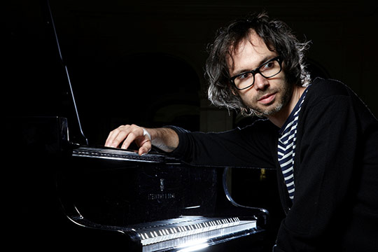 El pianista James Rhodes participa en una jornada sobre el trauma del abuso sexual en la infancia en la UJI El pianista James Rhodes participa en una jornada sobre el trauma del abuso sexual en la infancia en la UJI
