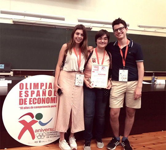 El equipo de la UJI queda segundo en la X Olimpiada Española de Economía El equipo de la UJI queda segundo en la X Olimpiada Española de Economía