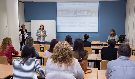 La UJI presenta el nuevo Centro de Aprendizaje de Lenguas virtual La UJI presenta el nuevo Centro de Aprendizaje de Lenguas virtual