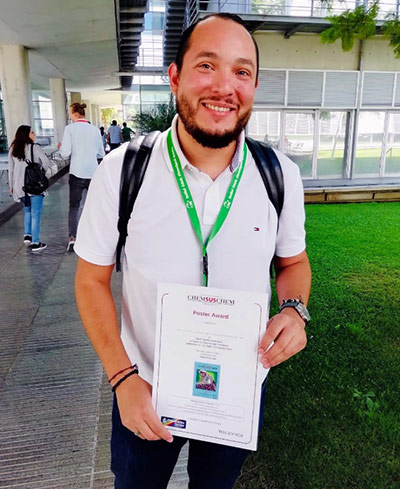 Una investigación de la UJI que permite capturar y convertir CO2 en productos de alto valor añadido ha sido premiada en la 4th EuCheMs Conference on Green and Sustainable Chemistry