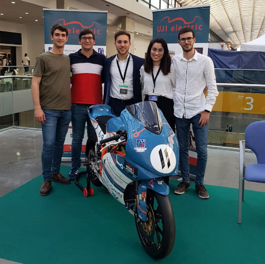 El grupo UJI Electric Racing Team abre un crowdfunding para financiar la moto eléctrica que competirá en MotoStudent El grupo UJI Electric Racing Team abre un crowdfunding para financiar la moto eléctrica que competirá en MotoStudent