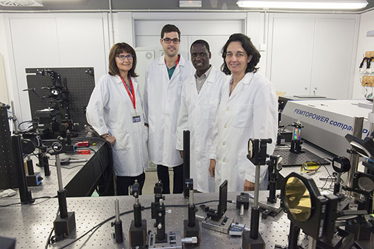 La UJI desarrolla nanomateriales sintetizados con láser para aplicaciones en salud