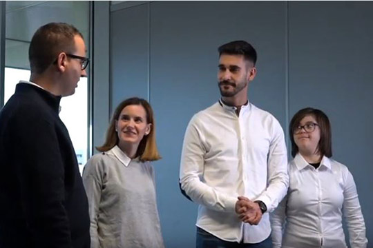 Estudiantado de Publicidad de la UJI realiza vídeos promocionales sobre la importancia de la inclusión de las personas con discapacidad