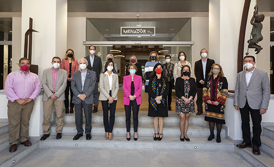 La Universidad presenta el nuevo programa Sénior UJI dirigido a su personal jubilado La Universidad presenta el nuevo programa Sénior UJI dirigido a su personal jubilado