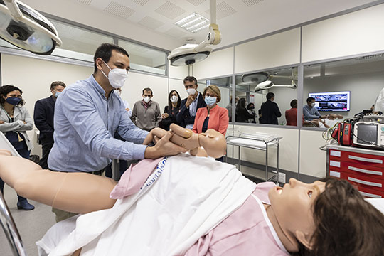 La UJI mejora la equipación docente en Ciencias de la Salud con un simulador de alta fidelidad de obstetricia maternofetal La UJI mejora la equipación docente en Ciencias de la Salud con un simulador de alta fidelidad de obstetricia maternofetal