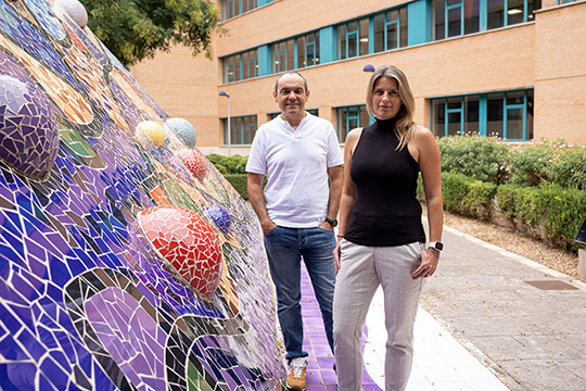 Un equipo de investigación de la UJI logra desarrollar un proceso biotecnológico para degradar plásticos Un equipo de investigación de la UJI logra desarrollar un proceso biotecnológico para degradar plásticos