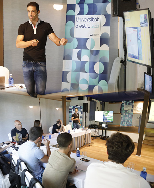 El «big data» ayuda a prevenir lesiones y fichar jugadores señalan los expertos en el curso «Nuevas tecnologías en el deporte» de la UJI El «big data» ayuda a prevenir lesiones y fichar jugadores señalan los expertos en el curso «Nuevas tecnologías en el deporte» de la UJI