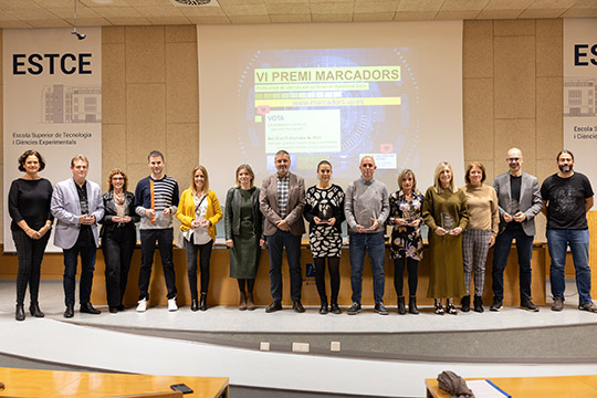 Ocho docentes de materias científico-técnicas han sido galardonados en los Premios Marcadores Ocho docentes de materias científico-técnicas han sido galardonados en los Premios Marcadores