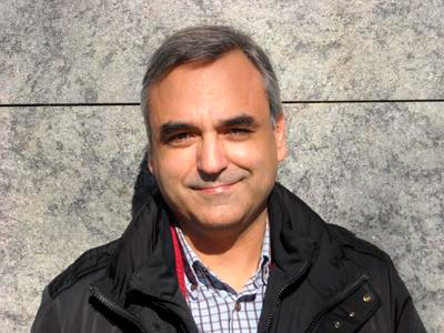Vicenç Llorca Berrocal gana el IX Premio Manel Garcia Grau de poesia Vicenç Llorca Berrocal gana el IX Premio Manel Garcia Grau de poesia