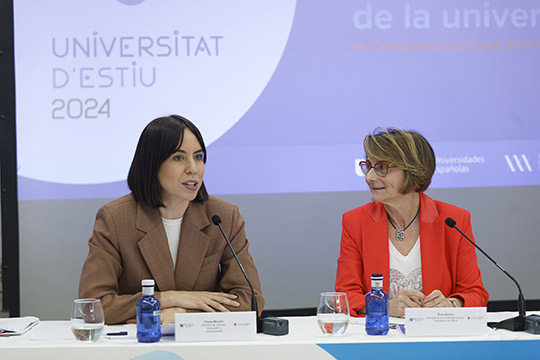 La rectora Eva Alcón aboga por potenciar la internacionalización de las universidades para liderar un desarrollo sostenible con rigor, pensamiento crítico y desde el compromiso social La rectora Eva Alcón aboga por potenciar la internacionalización de las universidades para liderar un desarrollo sostenible con rigor, pensamiento crítico y desde el compromiso social