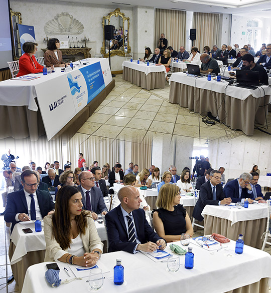 La rectora Eva Alcón aboga por potenciar la internacionalización de las universidades para liderar un desarrollo sostenible con rigor, pensamiento crítico y desde el compromiso social La rectora Eva Alcón aboga por potenciar la internacionalización de las universidades para liderar un desarrollo sostenible con rigor, pensamiento crítico y desde el compromiso social