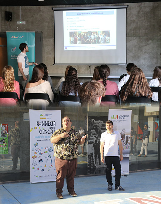 El programa de la UJI «Conecta con la ciencia» renueva su compromiso de promover el aprendizaje científico en el alumnado de secundaria El programa de la UJI «Conecta con la ciencia» renueva su compromiso de promover el aprendizaje científico en el alumnado de secundaria