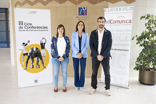 adComunica y la APDCS colaborarán con la Escuela de Formación Deportiva de la UJI adComunica y la APDCS colaborarán con la Escuela de Formación Deportiva de la UJI