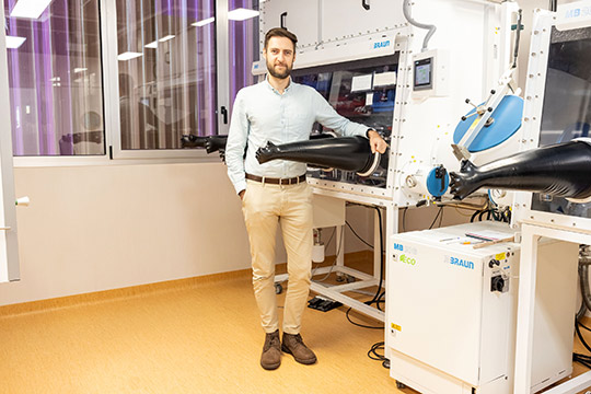 El Instituto de Materiales Avanzados de la Universitat Jaume I trabaja en la generación de células solares de perovskita más estables