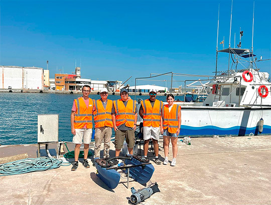 El pez robot desarrollado por CIRTESU-UJI y probado en PortCastelló recibe el premio al mejor trabajo en automatización marina a nivel nacional