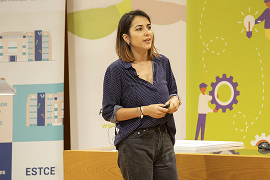 a UJI entrega los premios 5UCV Aula Emprende en una jornada sobre emprendimiento científico femenino con la divulgadora Rocío Vidal