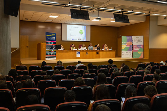 La UJI impulsa la internacionalización con un aumento del 24% de las personas participantes en el programa Erasmus+ Prácticas