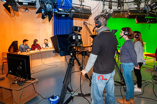 La UJI se sitúa entre las 10 mejores universidades en Periodismo, Comunicación y Sociología según el Ranking CYD 2026