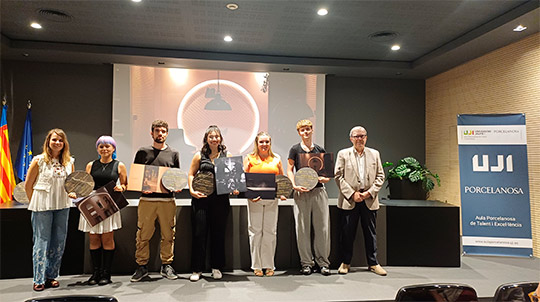 El Aula Porcelanosa de Talento y Excelencia de la UJI entrega los galardones del III Concurso de Fotografía