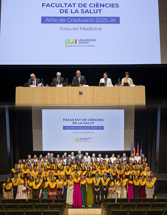 La UJI gradúa a 87 estudiantes de Enfermería y 85 de Medicina La UJI gradúa a 87 estudiantes de Enfermería y 85 de Medicina