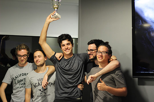 El equipo d la amistad lel XD!!1, ganador del torneo universitario de League of Legends de la Universitat Jaume I El equipo d la amistad lel XD!!1, ganador del torneo universitario de League of Legends de la Universitat Jaume I