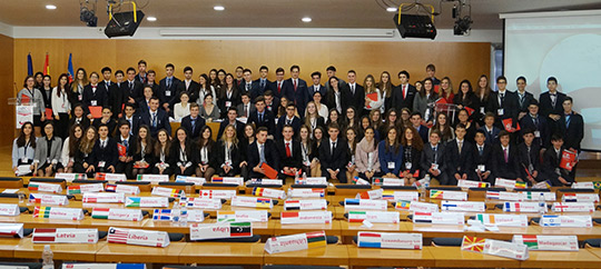 LA ONU llega de nuevo a Agora Lledó International School con NACEMUN LA ONU llega de nuevo a Agora Lledó International School con NACEMUN
