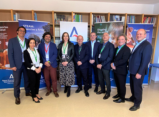 Agora Lledó y Endesa X instalarán placas solares en el colegio para reducir el impacto del cambio climático Agora Lledó y Endesa X instalarán placas solares en el colegio para reducir el impacto del cambio climático