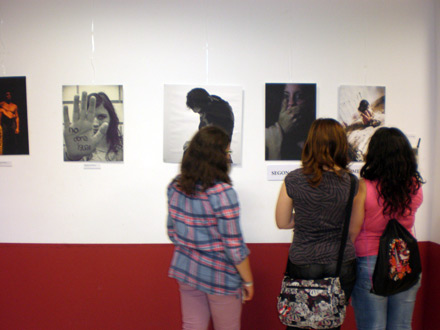 El casal jove de benicàssim acoge la exposición #nodonaigual# El casal jove de benicàssim acoge la exposición #nodonaigual#
