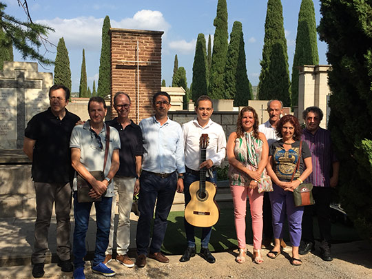 Homenaje del jurado al Maestro Tárrega en Benicàssim