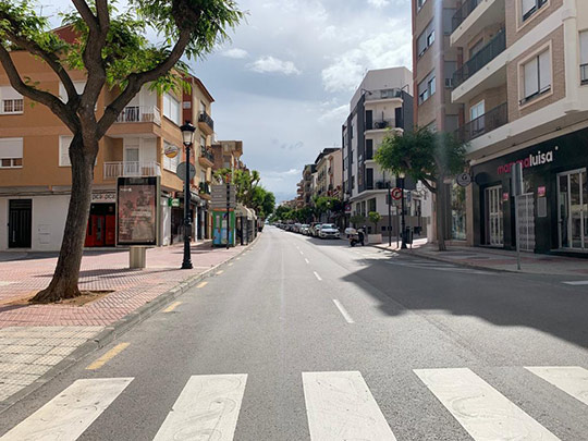 Benicàssim cerrará al tráfico la calle Santo Tomás y avda. Castelló las tardes del viernes, sábado y domingo