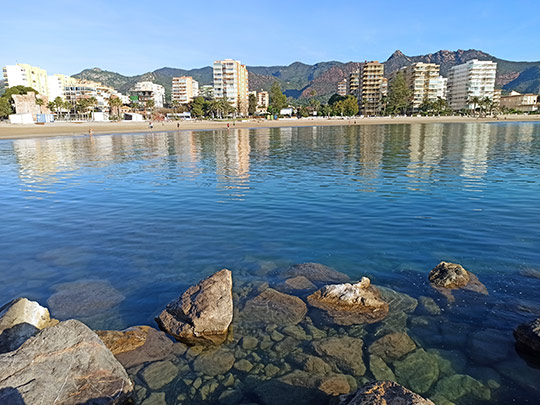 Benicàssim mantiene la bandera azul en sus cinco playas