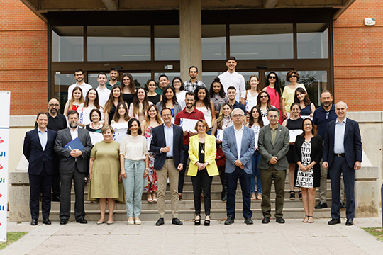 El Banco Santander ha invertido más de doscientos mil euros en becas, ayudas y premios para el estudiantado de la Universitat Jaume I