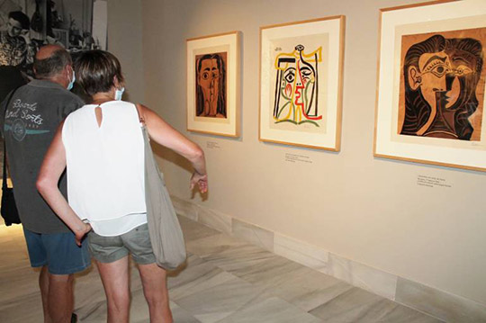 La apuesta por exposiciones internacionales en Villa Elisa arroja un saldo de más de 30.000 personas en tres años
